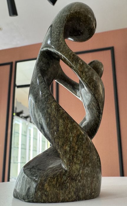 Sculpura piatra natursla serprntin