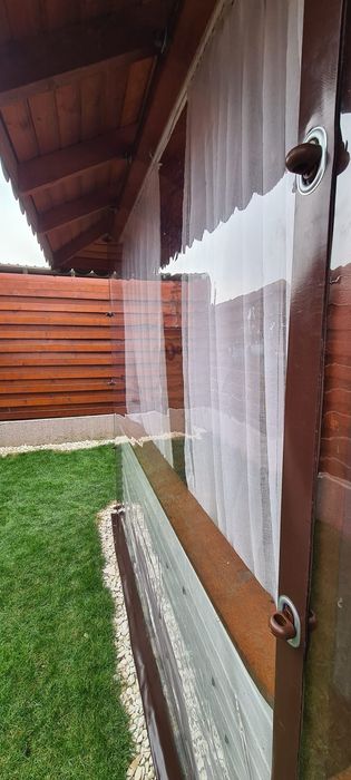Închidem terase cu folie transparenta