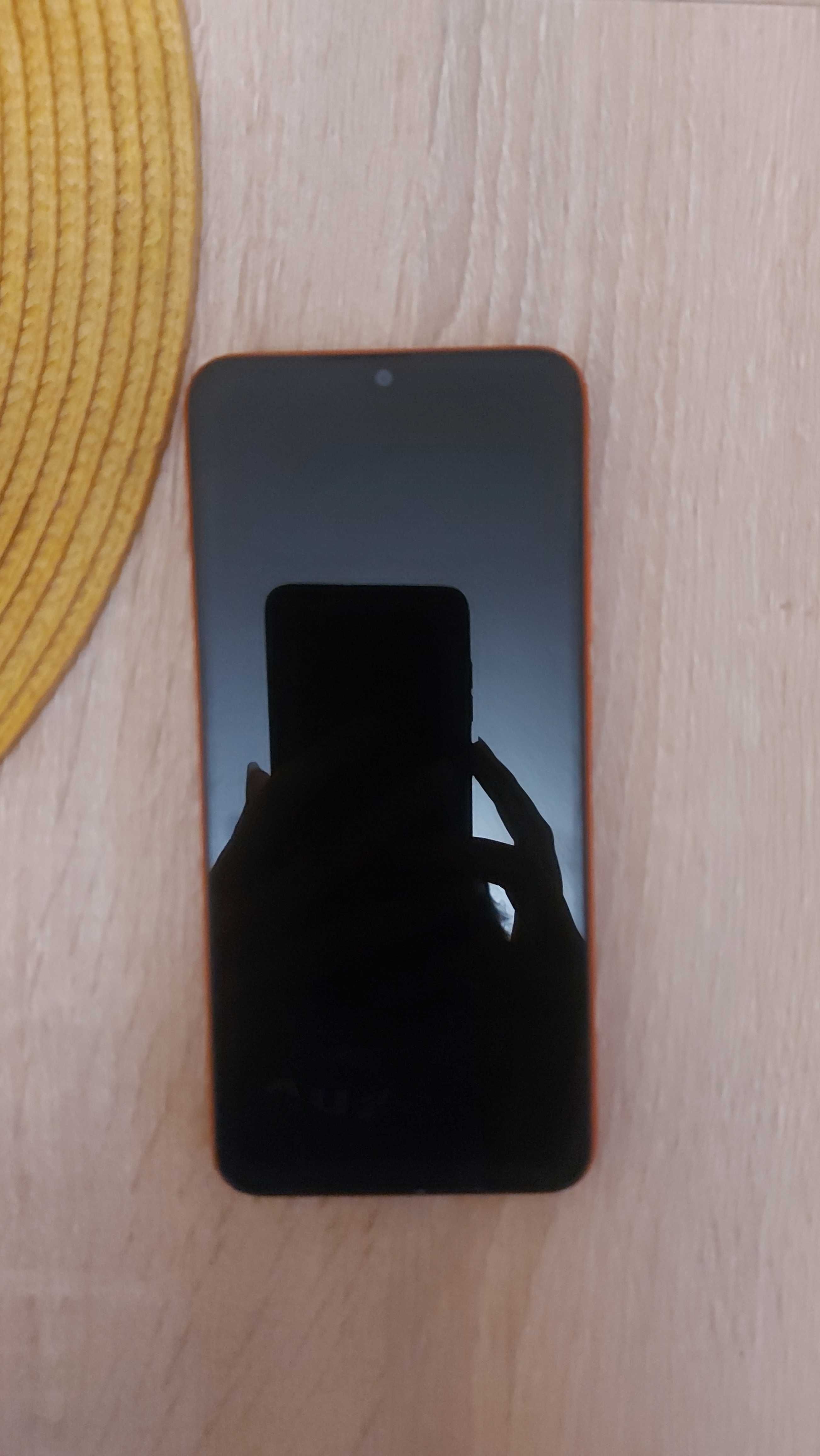 Телефон Xiaomi Redmi 9C