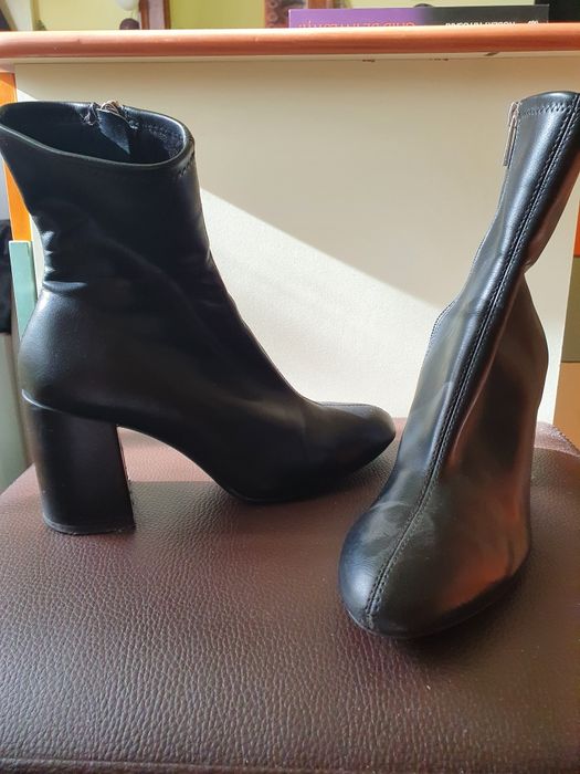 Ghete cu toc pătrat