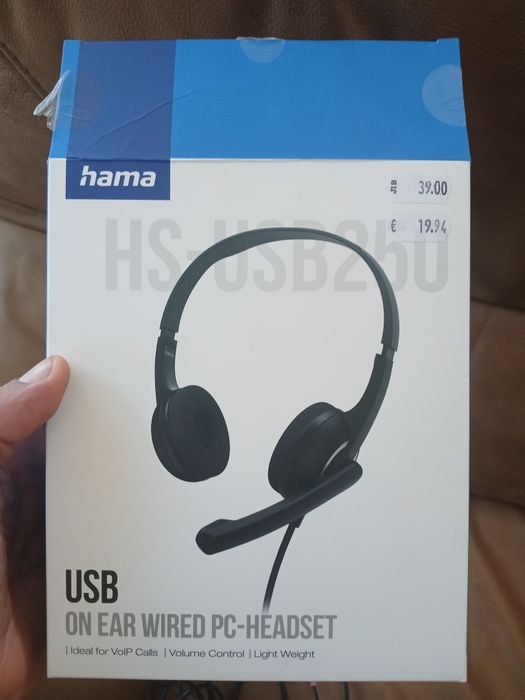 Нови слушалки Hama