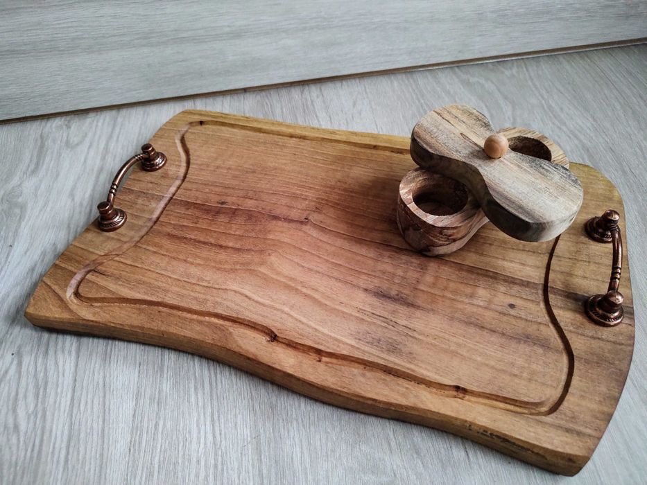 Дъска - поднос за мезета