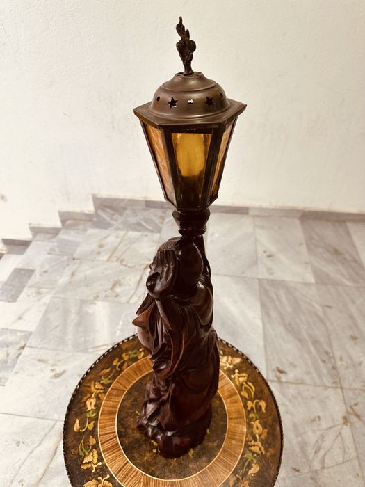 Ръчно резбована дървена лампа – ориенталски стил (ок. 1955–1970 г.)