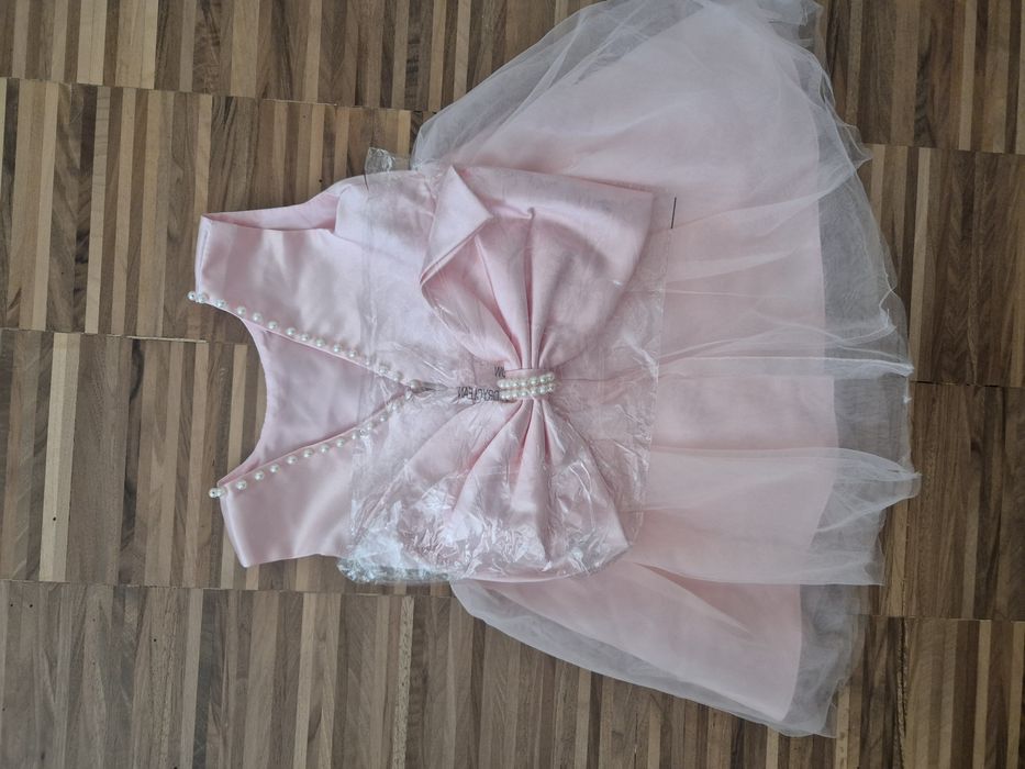 Нова рокля shein