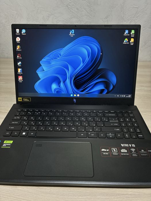 Продам Ноутбук Acer Nitro V 15 15.6" / 16 Гб / SSD 512 Гб