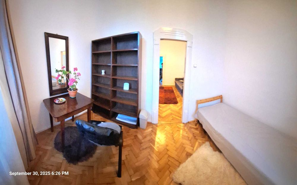 Apartament 3 camere centru (3 room apartment city center)