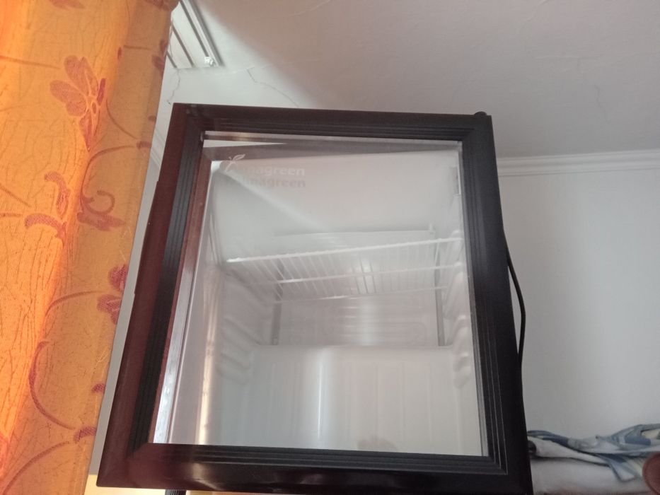 Продам минихолодильник