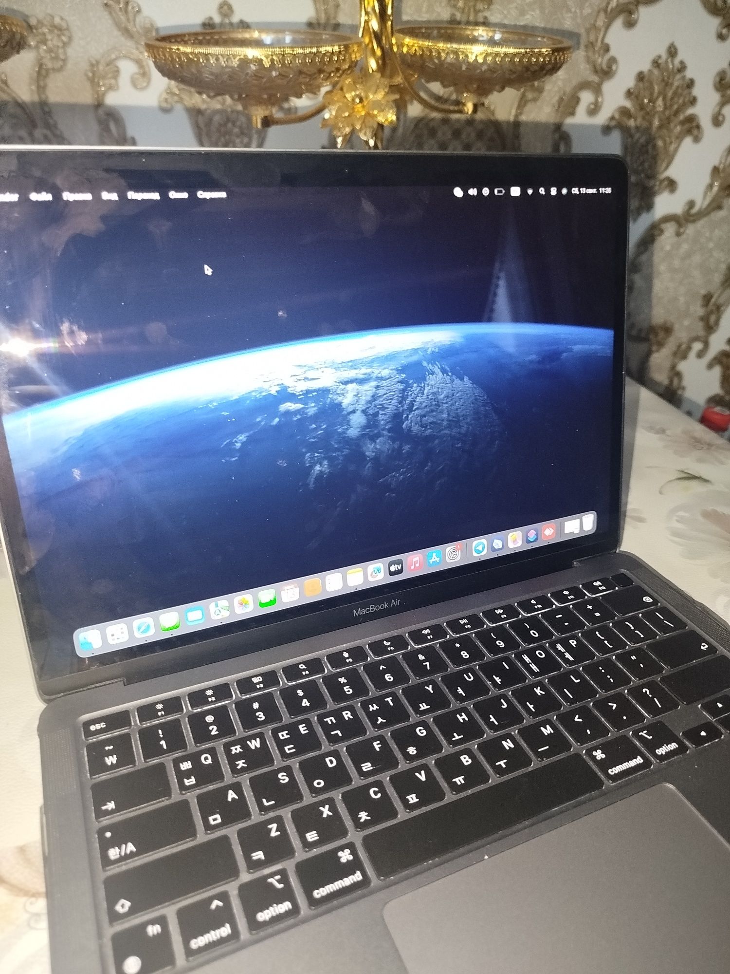 Makbook M1  2020 8/256