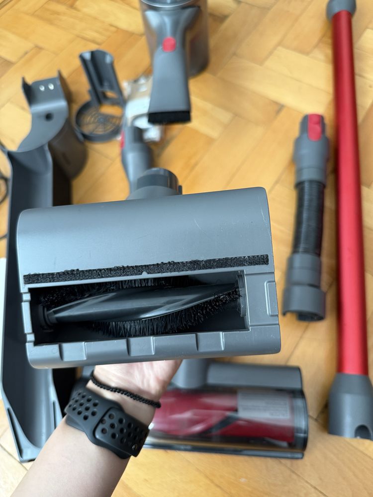 Вертикална прахосмукачка Roborock H7