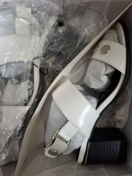 Оригинални нови дамски маратонки и гуменки ADIDAS и CALVIN KLEIN