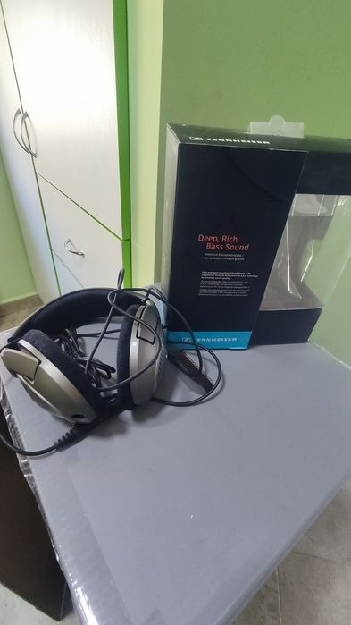 Слушалки Sennheiser HD518