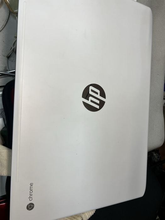 Лаптоп hp chrome