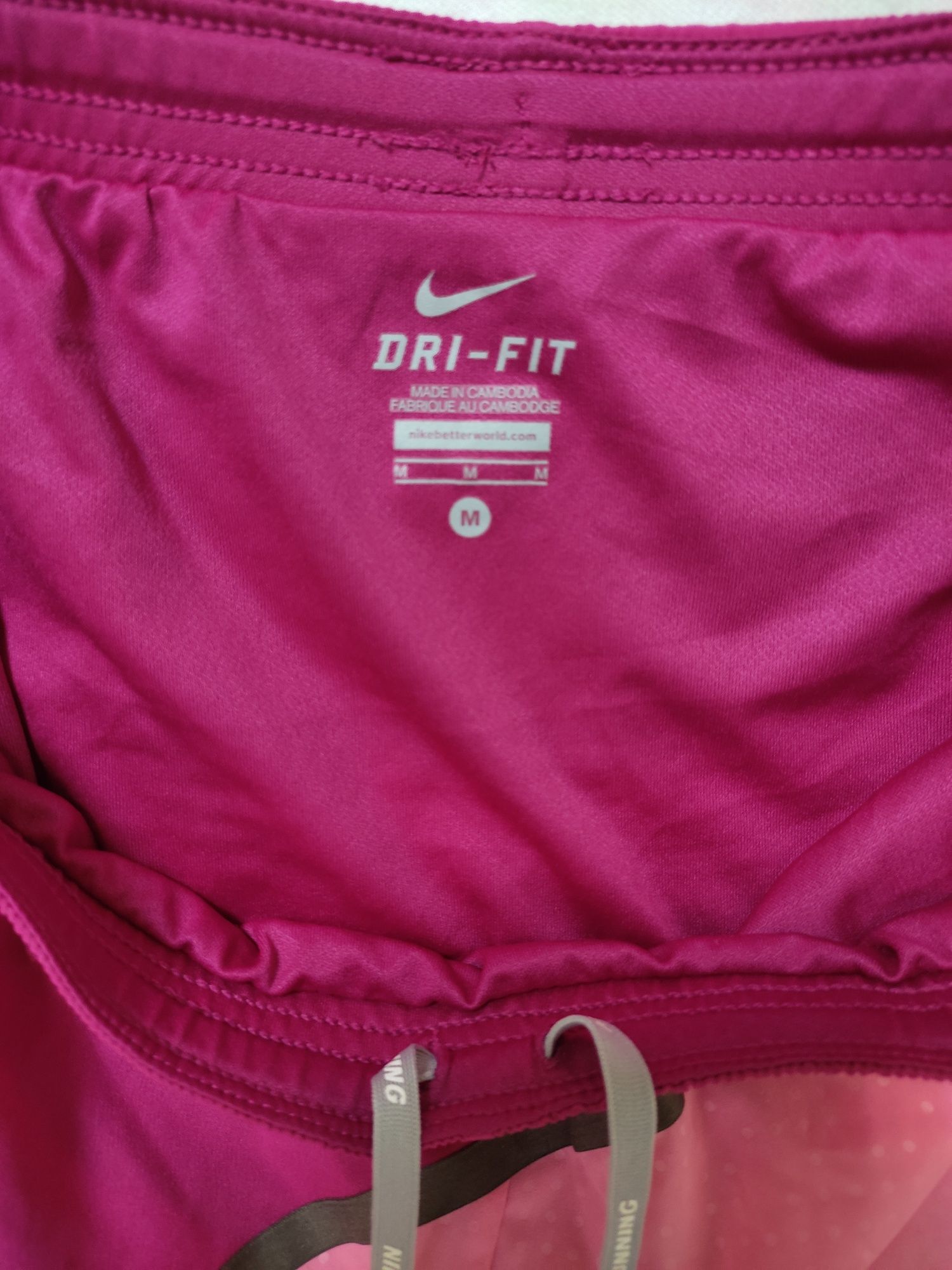 Pantaloni scurți sport Nike damă/M