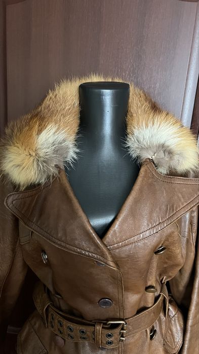 Trench de piele maro cu guler - designer