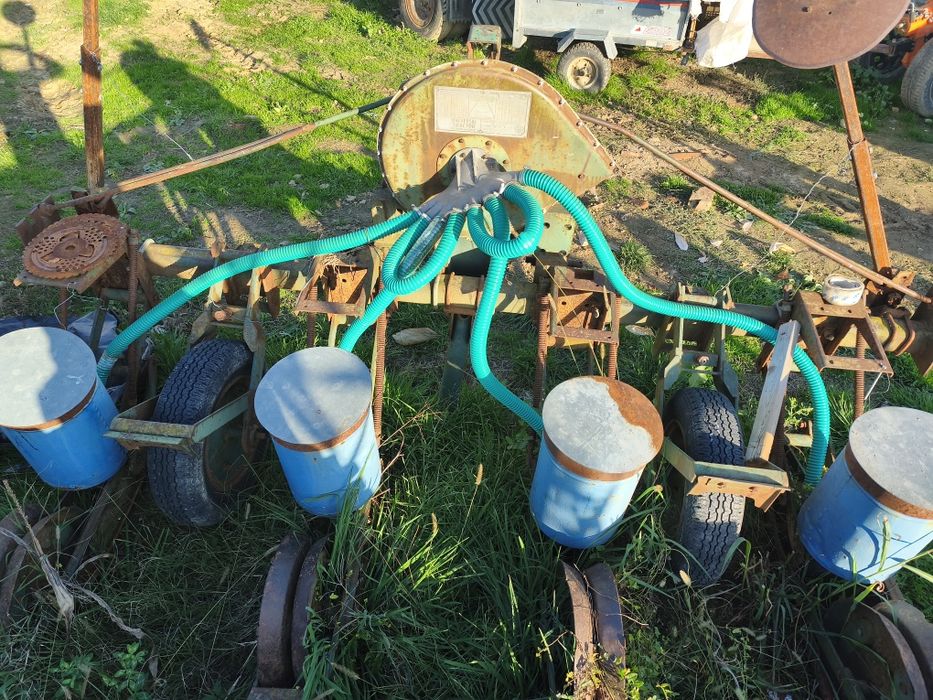 Semănătoare porumb