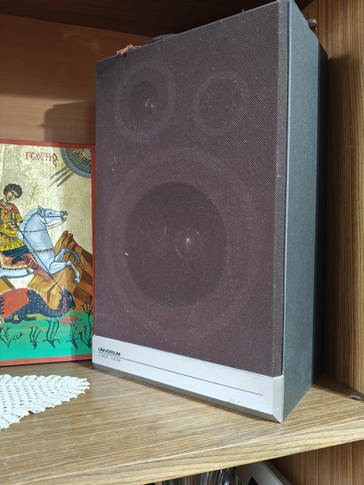 Продавам Класическа Стерео Уредба Universum