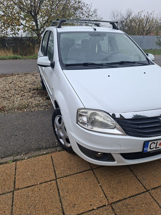 Vand logan 1.6 An 2010