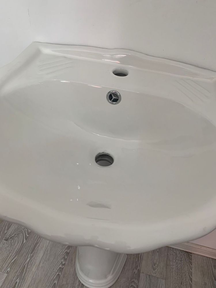 Новая раковина для ванны
