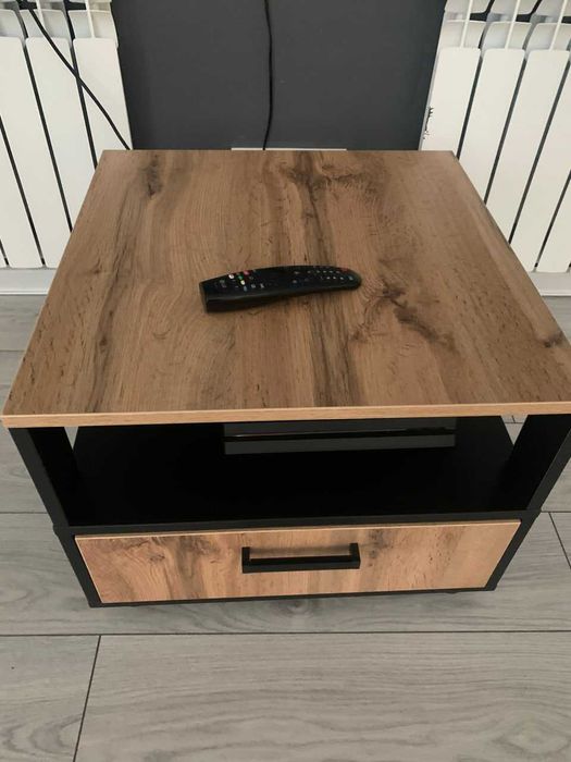 Тумба под телевизор 55х55х43