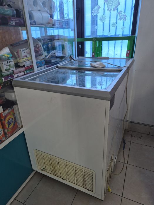 Продам морозильную камеру