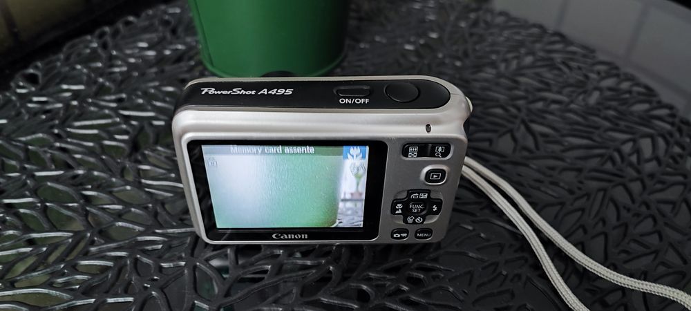 Camera Canon PowerShot A495