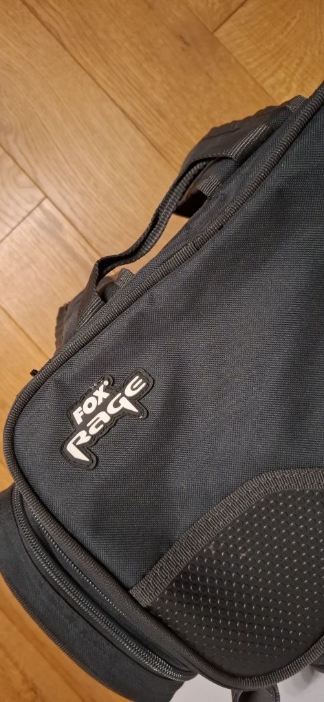 Rucsac pescuit spinning Fox Rage 42x21x41cm, stare f buna