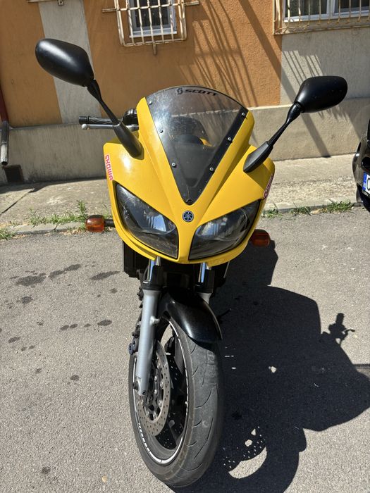 Yamaha FZS-600 2001