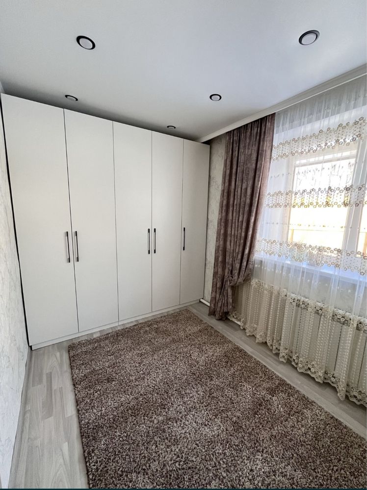 Продам 2х комнотную квартиру