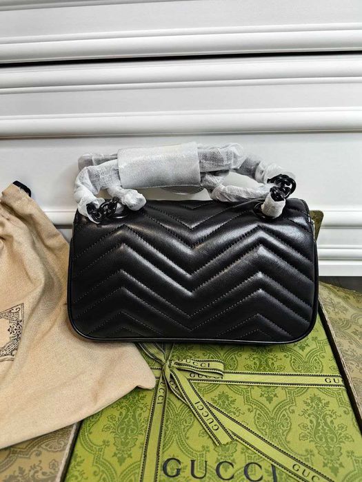 Дамска Чанта Gucci GG Marmont Mini SHOULDER Bag100% Leather