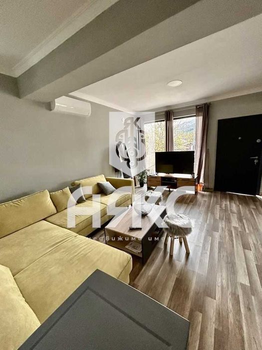 Едноетажна къща в с. Симеоновец