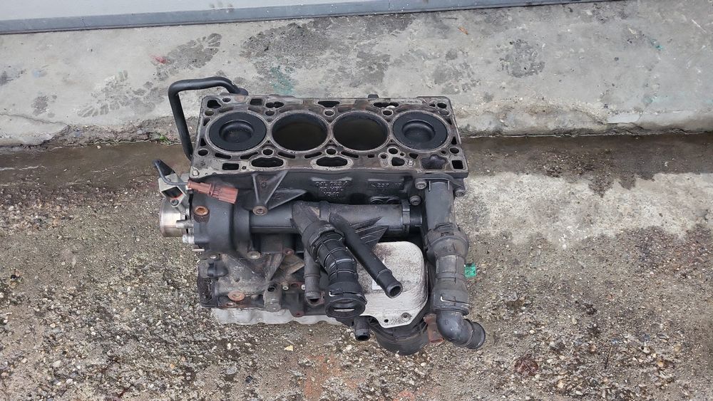 Vand Bloc Motor complet ambielat 1.6 CXX 04l 023A Passat B8,Golf 7