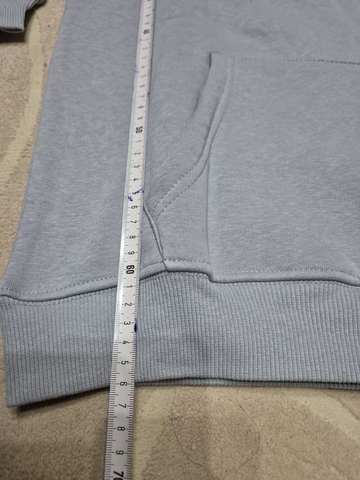 Уникекс 15,16 год или  С,М  размер 100лв