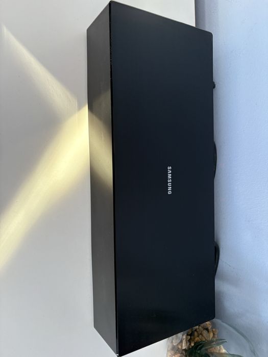 Продавам телевизор The Frame Samaung 50