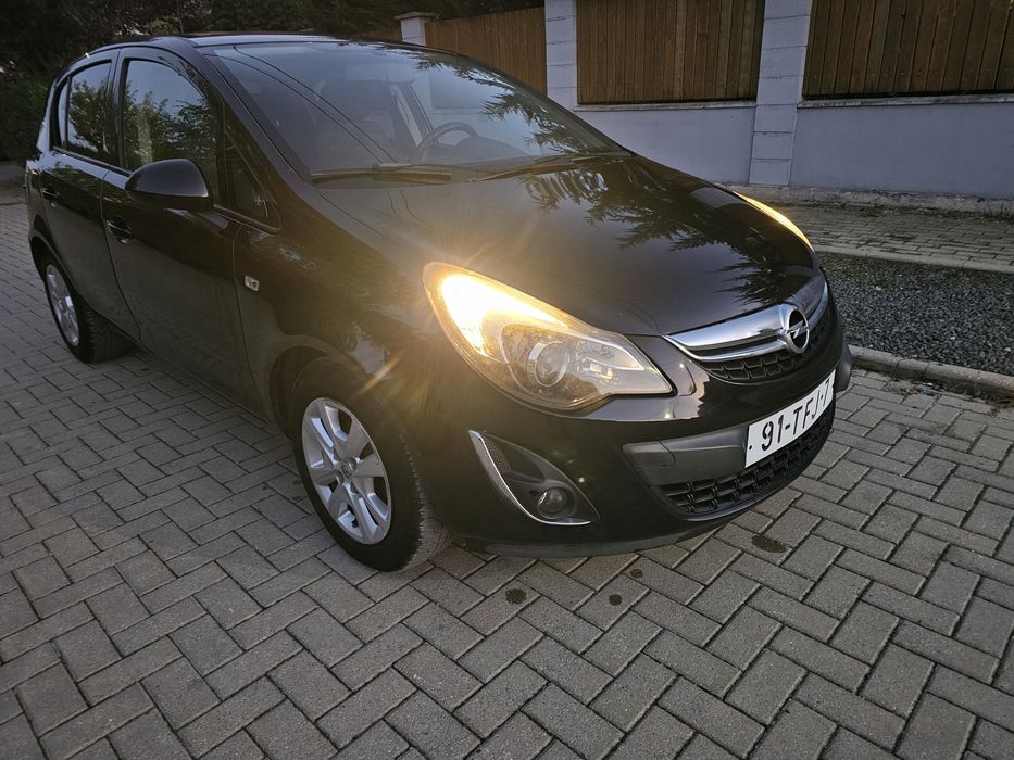Opel corsa 1.4 16V benzina