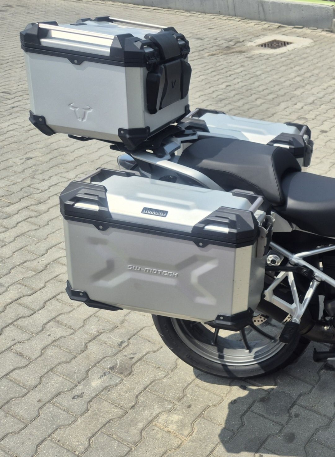BMW R1200GS  2013  cutii sv-motech