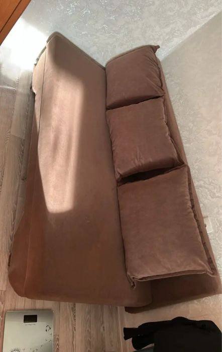 Диван тахта! В отличном состояний, чистая