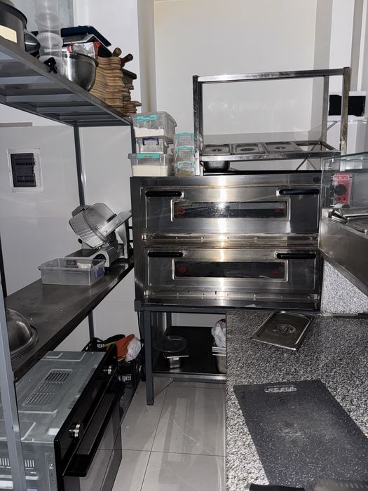 Продоется вся мебель и техника для ресторана