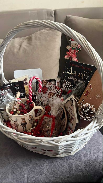 Подаръчни Кошници