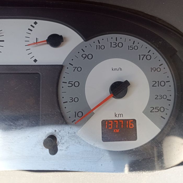 Reno Clio Symbol 1.5 dci