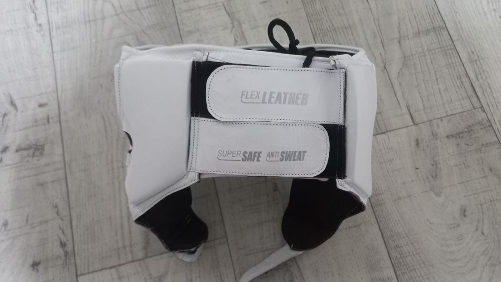 Продам шлем для бокса