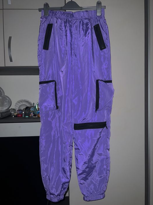 pantaloni mov de festival