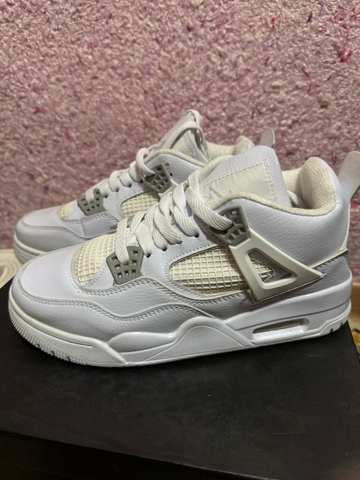 Кроссовки найк с биркой