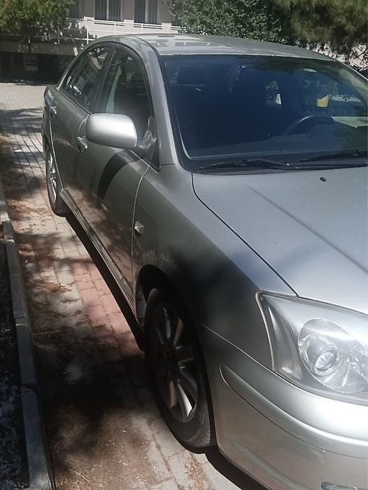 Toyota Avensis 2004 година!!! УНИКАТ!!! 1.8 БЕНЗИН - СТАВА И НА ГАЗ