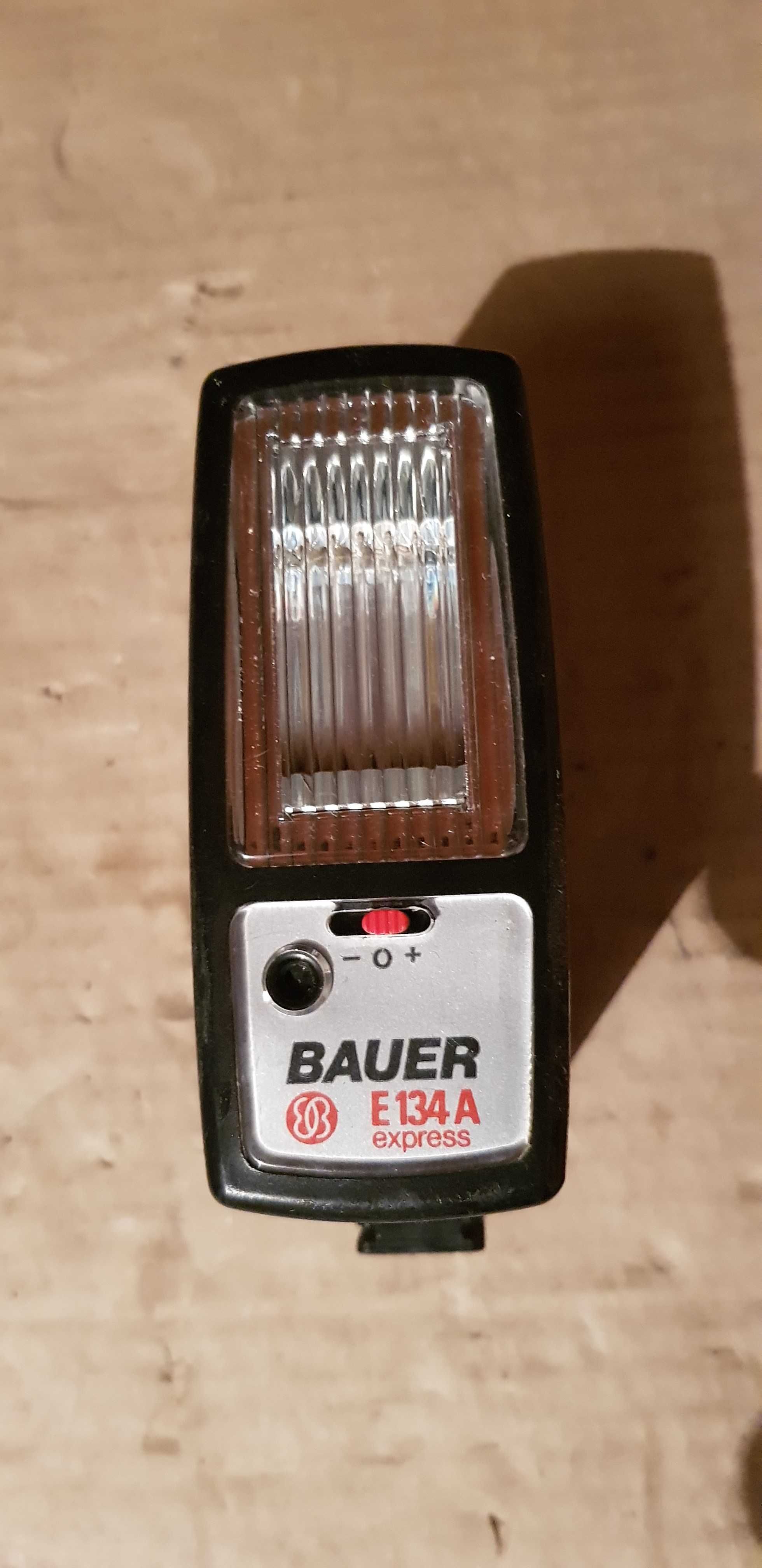 Светкавица  BAUER E134A