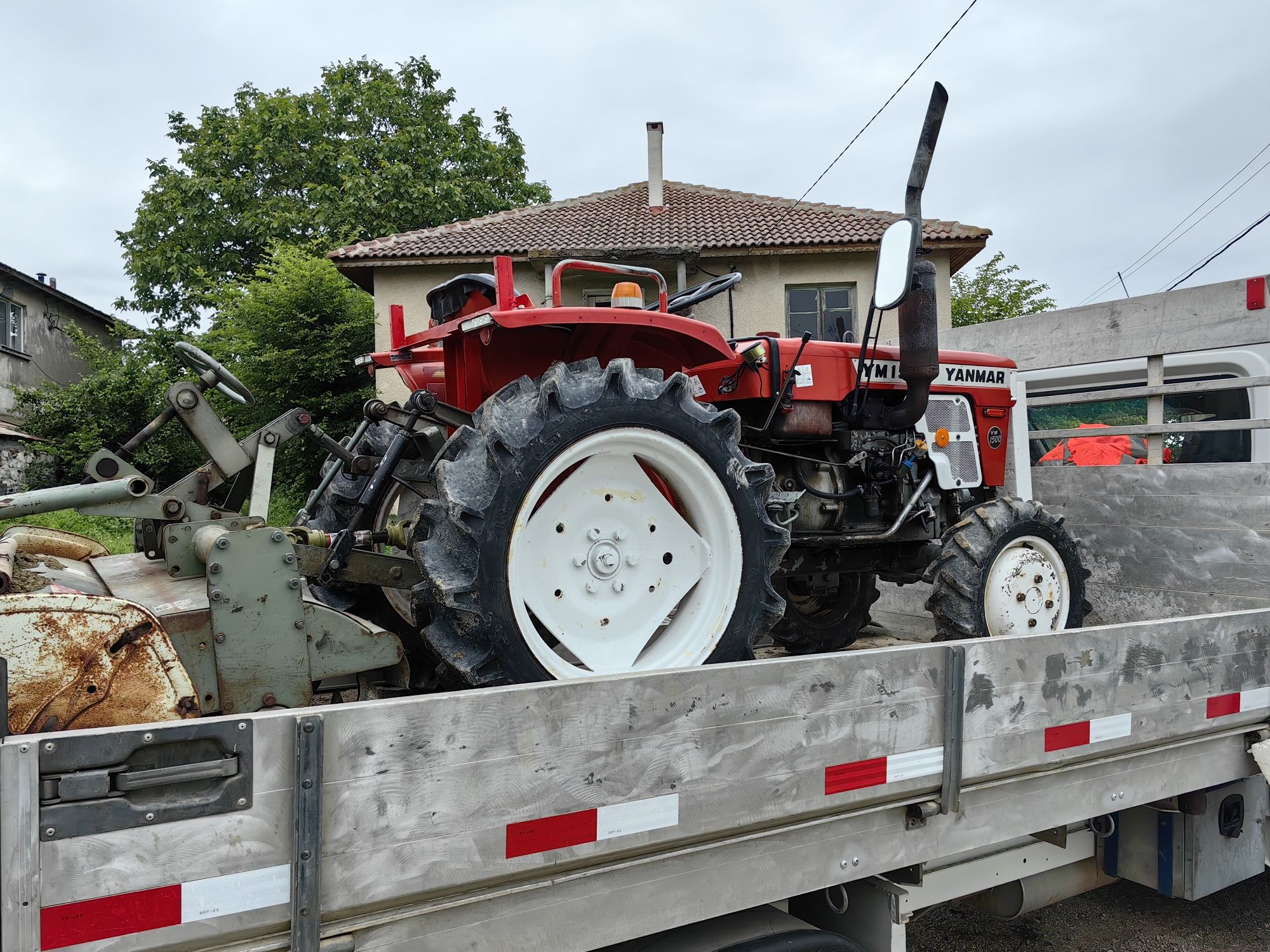 Yanmar ym1500d малък трактор 4х4