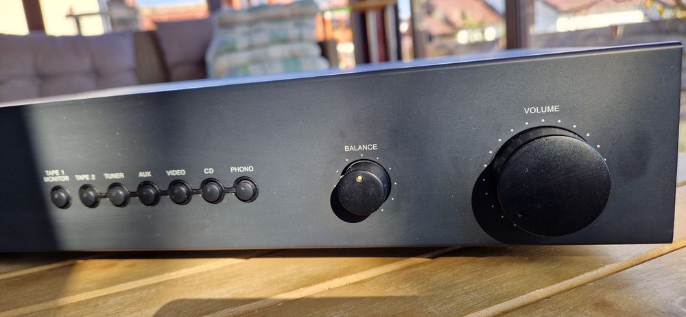 Preamplificator audio NAD 116 XLR