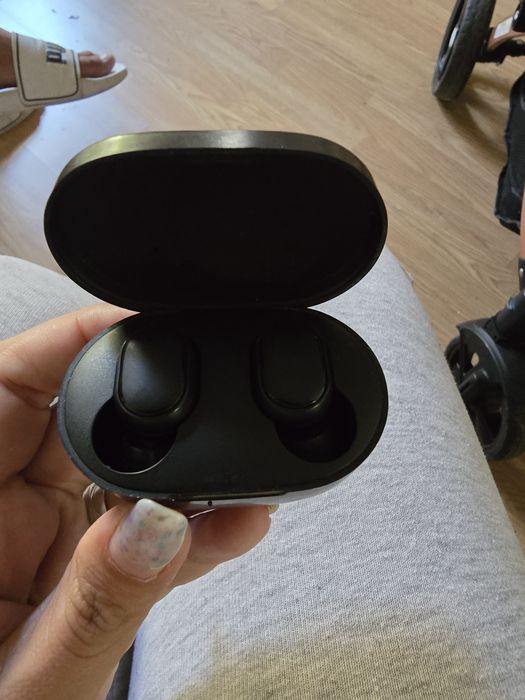 Vând căști Xiaomi Basic S