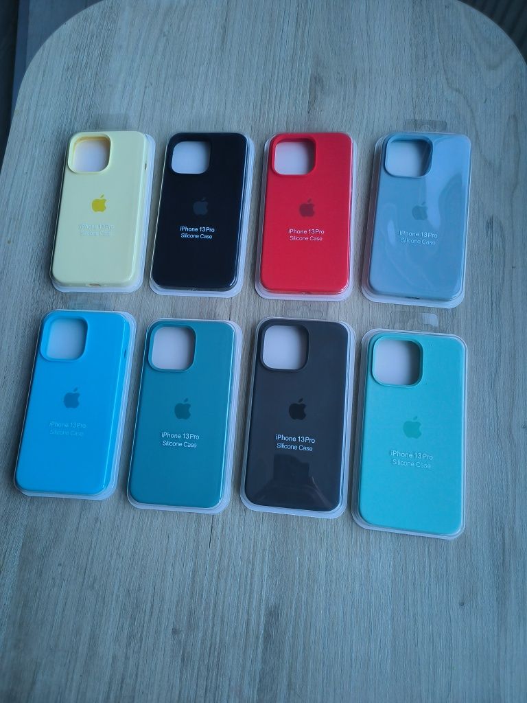 Huse Silicon Case iPhone 13 / 13 Pro Originale Noi