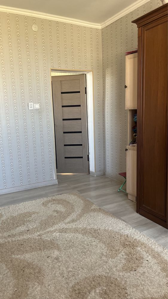 Үй сатылады. Ынтымақ2. Жаңа район
