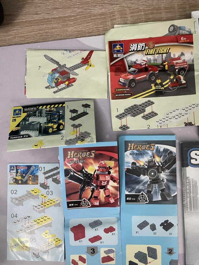 Vând piese lego la vrac